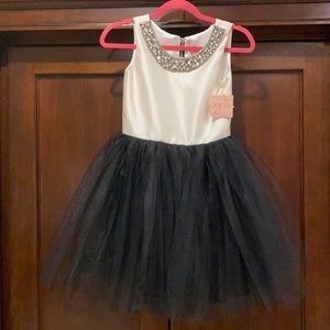 Elegant dress !